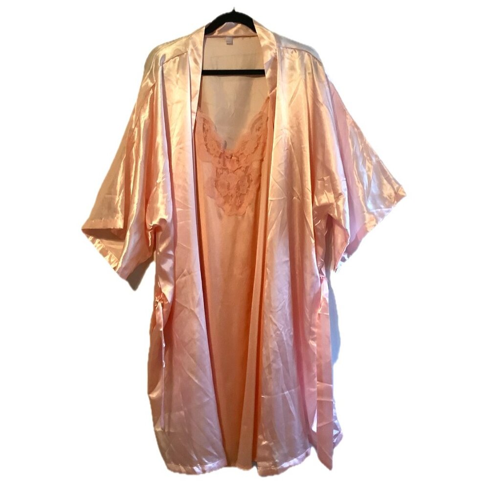 Plus - Satiny Negligee + Robe